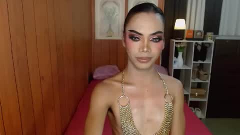 Snapshot of gerogoussidney chatting on October 26, 7:42 pm Sidneymorens online show from October 26, 7:42 pm