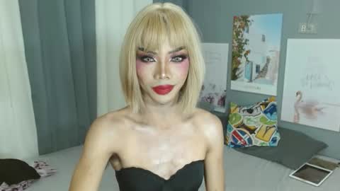 Sidneymorens online show from April 6, 6:31 pm