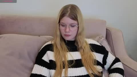 Snapshot of gertanord chatting on May 16, 1:02 am Gerta online show from May 16, 1:02 am