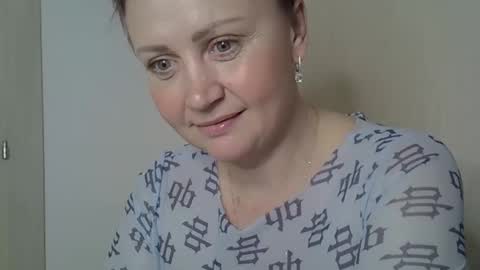 Snapshot of gessy_angel chatting on March 29, 8:31 pm gessy_angel online show from March 29, 8:31 pm