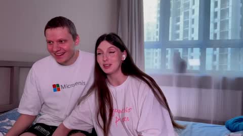 Snapshot of gethigh_ chatting on February 8, 4:57 am Liz and Mark online show from February 8, 4:57 am