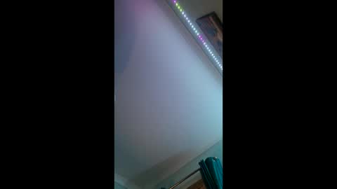 Timmy of UK online show from April 4, 2:21 am