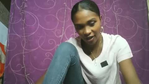 gggloria online show from March 9, 6:39 am