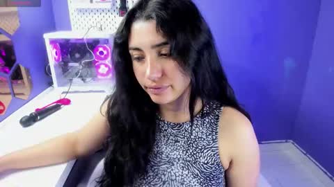 Danna Astrom online show from December 3, 12:40 am