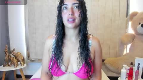 Snapshot of ghanimastrom chatting on April 20, 6:53 pm Danna Astrom online show from April 20, 6:53 pm