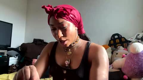 ghastgirlt_t online show from February 12, 9:43 pm