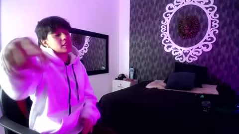 Snapshot of ghost__girl_ chatting on October 29, 2:36 am Your Girl online show from October 29, 2:36 am