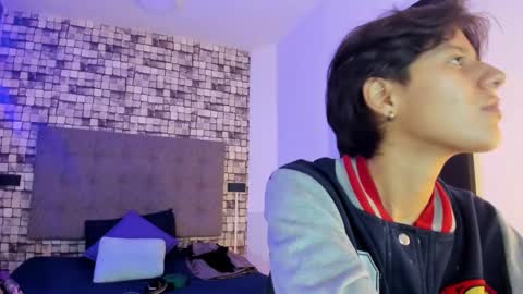 Snapshot of ghost__girl_ chatting on November 13, 10:41 pm Your Girl online show from November 13, 10:41 pm