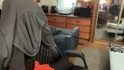 ghostboygbc online show from October 19, 6:25 am