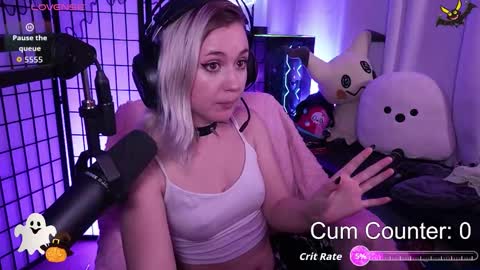 Snapshot of ghostieghoo chatting on October 24, 3:14 am Ghostie online show from October 24, 3:14 am