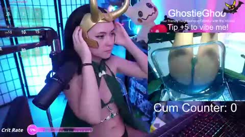 Snapshot of ghostieghoo chatting on July 17, 8:14 pm Ghostie online show from July 17, 8:14 pm