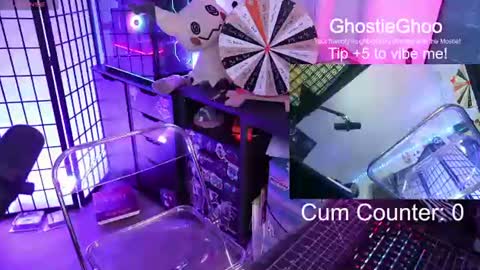 Snapshot of ghostieghoo chatting on July 31, 8:19 pm Ghostie online show from July 31, 8:19 pm