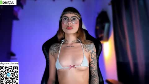 Sara online show from November 21, 7:34 pm