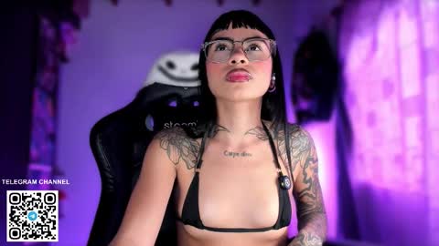 Sara online show from February 10, 6:45 pm