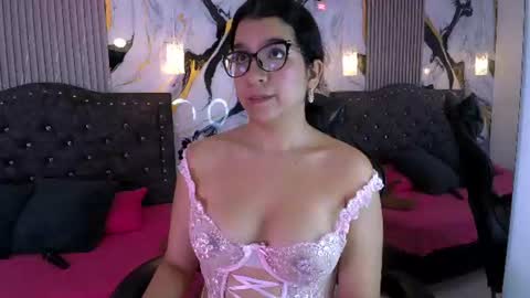 Gia online show from June 12, 3:27 am