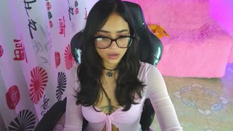 Snapshot of gia_flame_ chatting on October 16, 2:34 am gia_flame_ online show from October 16, 2:34 am