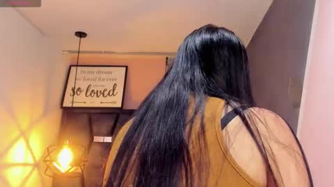 G I A  FOX online show from October 27, 8:57 pm