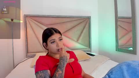 Gia  online show from October 10, 6:18 pm