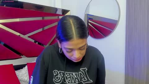 Gia  online show from July 20, 12:47 am