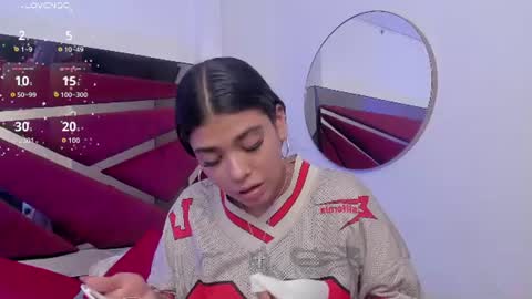 Gia  online show from July 28, 7:04 pm