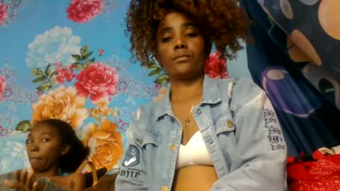 gialbloody online show from June 18, 5:17 pm