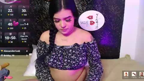 Gianna lopez online show from May 1, 8:35 pm