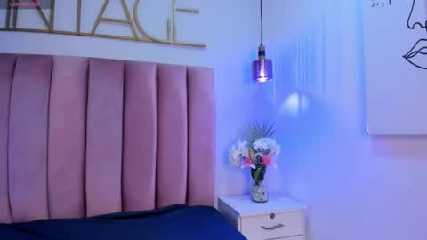 Snapshot of giannasue chatting on January 25, 11:43 pm giannasue online show from January 25, 11:43 pm