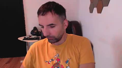 Snapshot of gianni_lion chatting on October 16, 11:22 am Gianni online show from October 16, 11:22 am