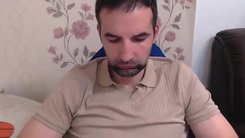 Snapshot of gianni_lion chatting on May 6, 8:41 am Gianni online show from May 6, 8:41 am