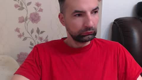 Snapshot of gianni_lion chatting on May 10, 8:08 am Gianni online show from May 10, 8:08 am