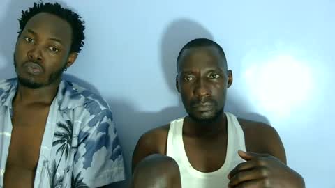 giant_couple online show from June 25, 4:34 am