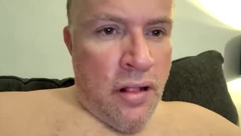 giddyup2222222 online show from December 22, 11:02 pm