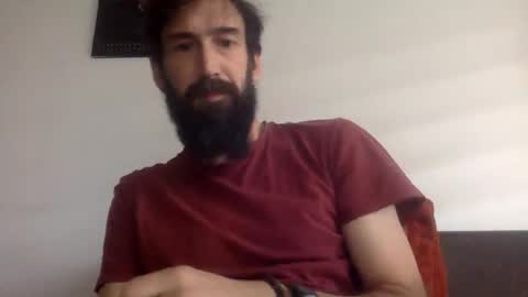 Snapshot of giggy81 chatting on October 25, 2:02 pm iggy online show from October 25, 2:02 pm