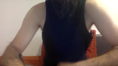 Snapshot of giggy81 chatting on October 26, 7:36 am iggy online show from October 26, 7:36 am