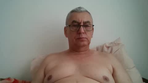 Snapshot of gigi1970 chatting on March 22, 12:52 pm gigi1970 online show from March 22, 12:52 pm