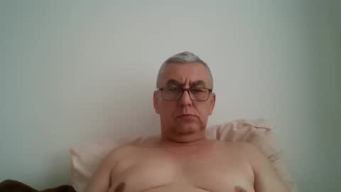 Snapshot of gigi1970 chatting on March 23, 1:26 pm gigi1970 online show from March 23, 1:26 pm