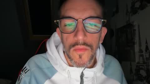 Gigi online show from March 7, 4:42 am