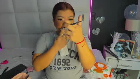 Gigi  online show from May 6, 1:38 pm