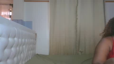 gigi_pearls online show from March 12, 1:50 pm