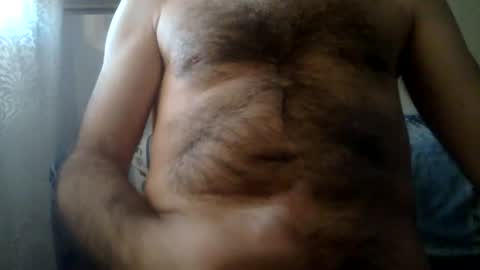 Snapshot of gigigegio chatting on August 3, 5:16 pm gigigegio sky online show from August 3, 5:16 pm