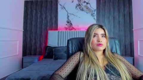 Gigi Doll online show from January 21, 2:05 pm