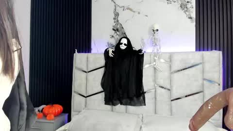 Gigi Doll online show from October 31, 11:22 am