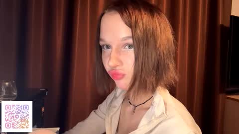 Snapshot of gigikray chatting on November 1, 6:32 pm Molly online show from November 1, 6:32 pm