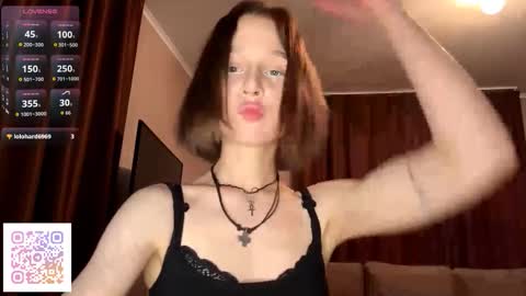 Snapshot of gigikray chatting on November 16, 7:30 pm Molly online show from November 16, 7:30 pm