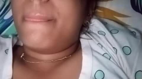 gigixox3 online show from October 6, 6:33 am