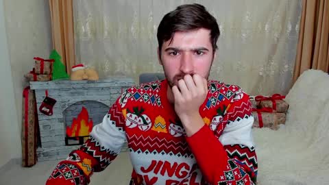 Snapshot of gilbertogonzales chatting on December 20, 5:29 pm gilbertogonzales online show from December 20, 5:29 pm