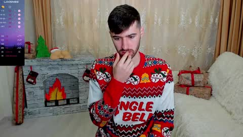 Snapshot of gilbertogonzales chatting on December 25, 6:52 am gilbertogonzales online show from December 25, 6:52 am