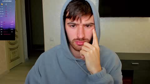 Snapshot of gilbertogonzales chatting on January 15, 9:02 am gilbertogonzales online show from January 15, 9:02 am