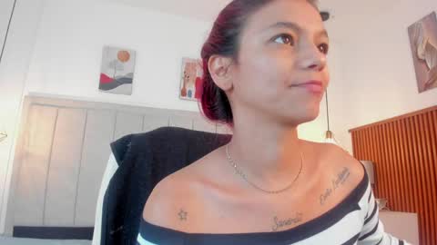 Snapshot of gimenalara chatting on March 29, 12:27 pm Gimena online show from March 29, 12:27 pm