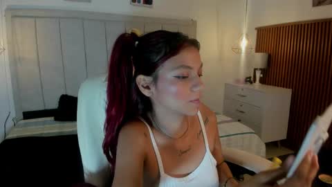Snapshot of gimenalara chatting on April 7, 12:05 pm Gimena online show from April 7, 12:05 pm